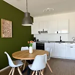 Neu Renovierte Mit Kueche, Klima & Waschtrockner - Nahe Zentrum