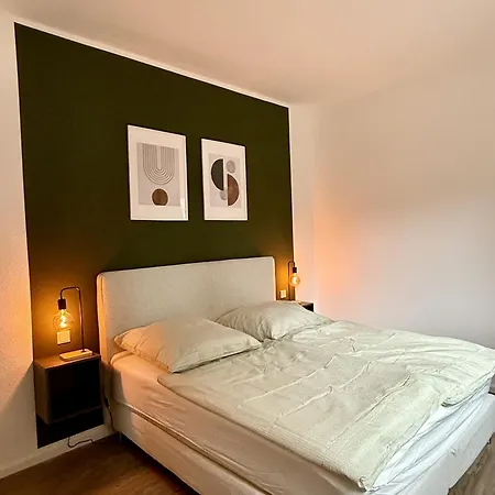 Neu Renovierte Mit Kueche, Klima & Waschtrockner - Nahe Zentrum