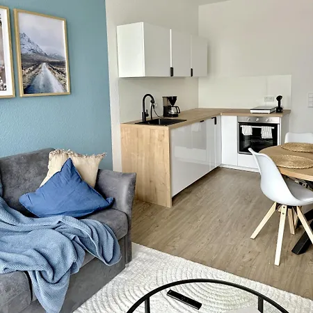 Neu Renovierte Mit Kueche, Klima & Waschtrockner - Nahe Zentrum Appartement